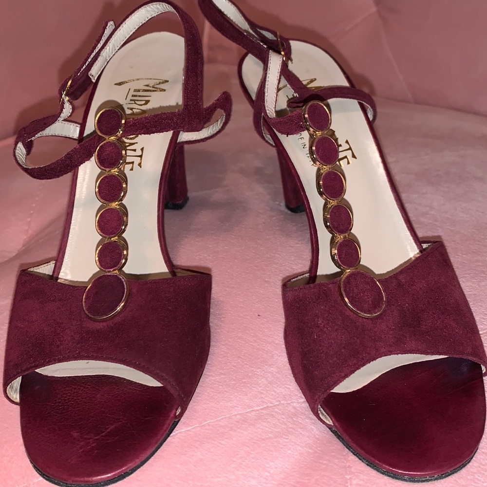 Vintage made in Italy sling back shoes